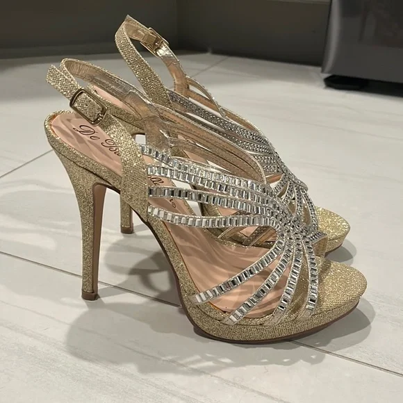 De Blossom Collection Shoes Size Gold Sparkle Silver